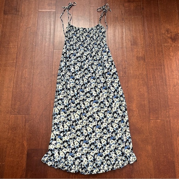 Motel Floral Print Midi Dress with Tie Straps and Bottom Ruffle, Size Small - Picture 7 of 8